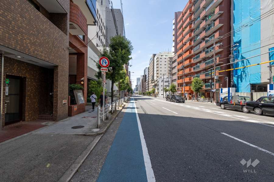 敷地北側の前面道路　