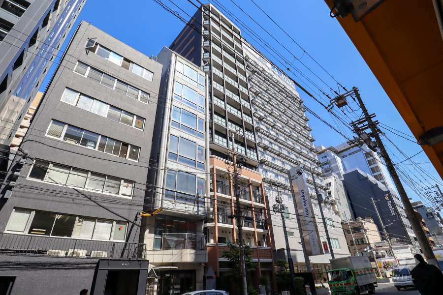 エステムコート心斎橋centralの外観（北西側から）