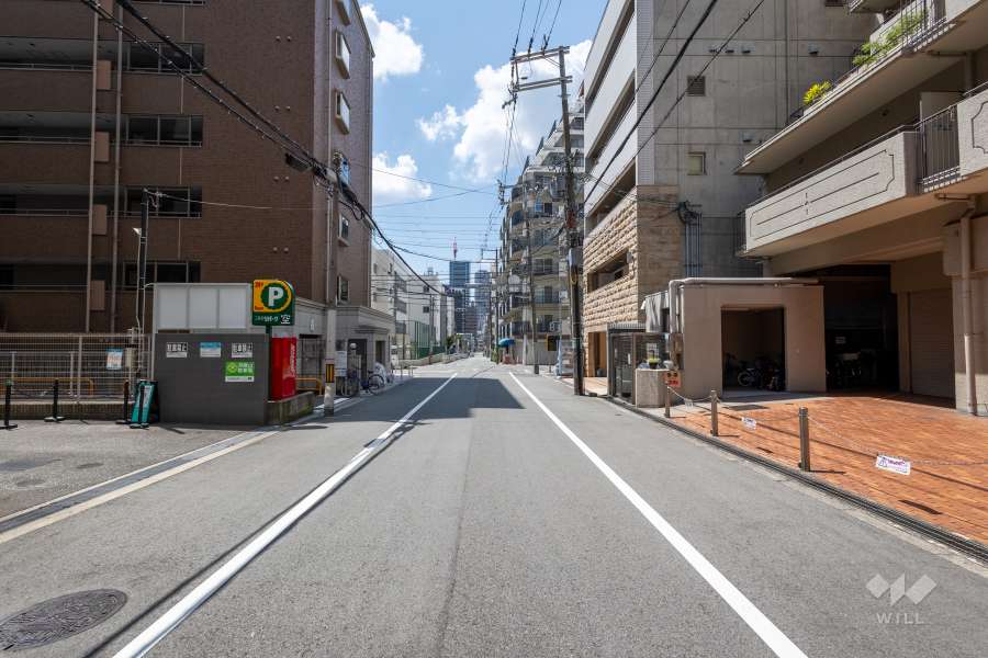 敷地南側の前面道路　