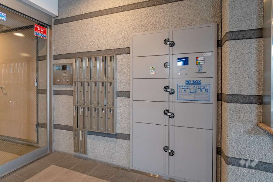 宅配ボックスと共用ポスト