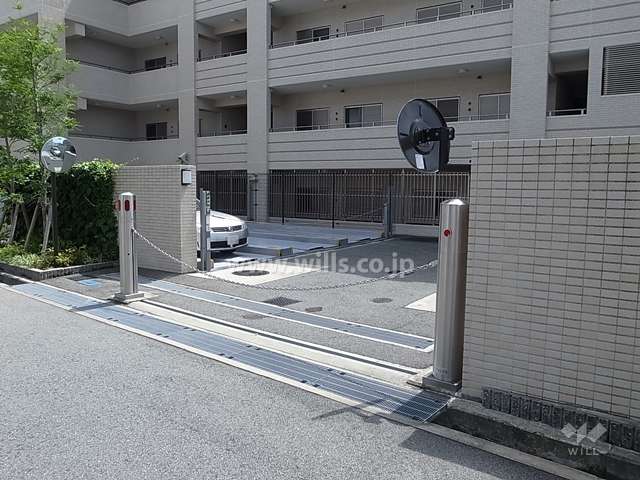 敷地内駐車場（屋外機械式）