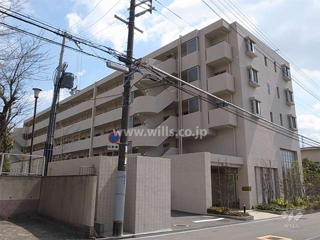 パークホームズ千里藤白台の外観(北西側から）