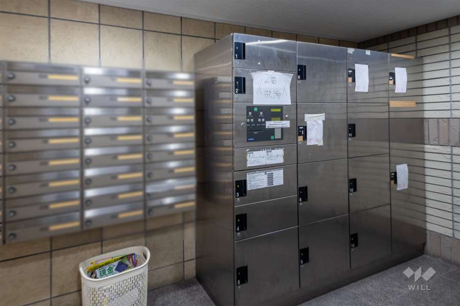 宅配ボックスと共用ポスト