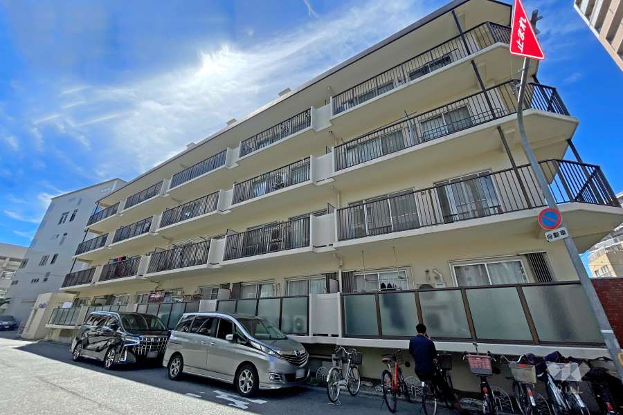 大淀中スワローハイツの外観(東側から)