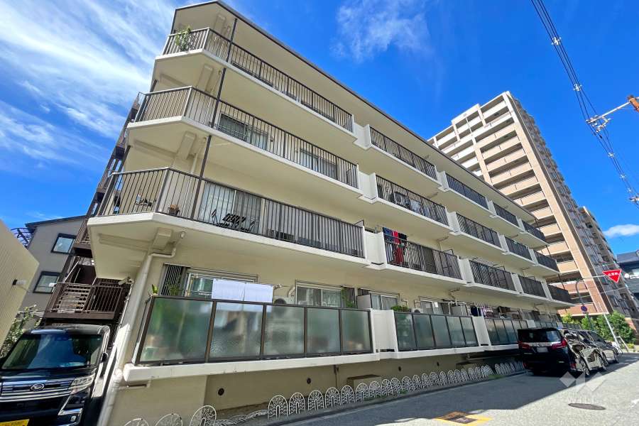 大淀中スワローハイツの外観(南東側から)