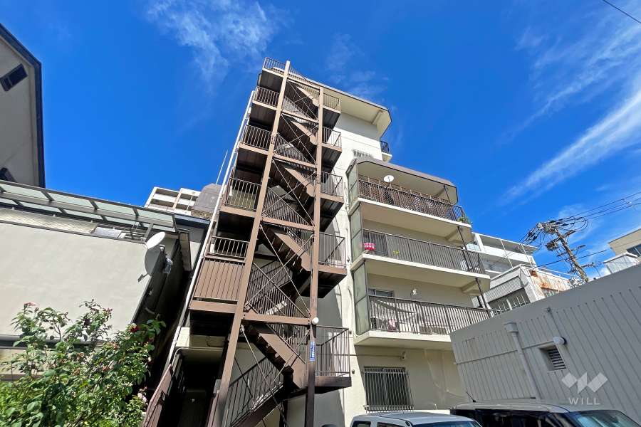 大淀中スワローハイツの外観(南西側から)