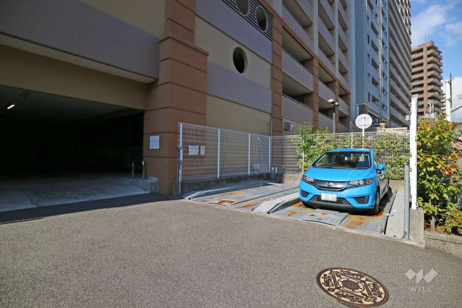 敷地内駐車場（屋外機械式）
