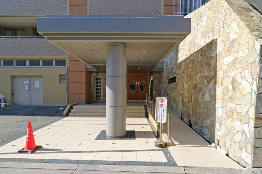 エントランスアプローチ