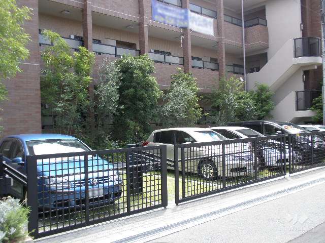 敷地内駐車場
