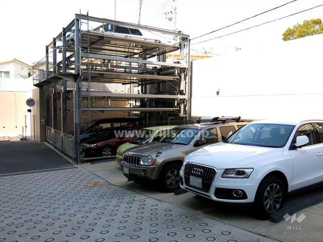 敷地内駐車場（屋外機械式と平面式）