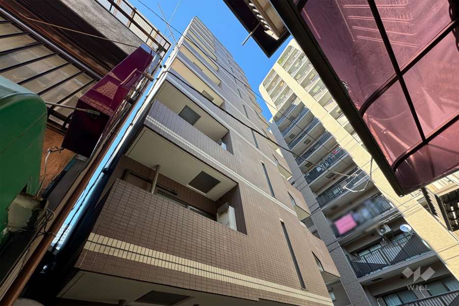 デュオスカーラ浅草国際通りの外観（南東側から）