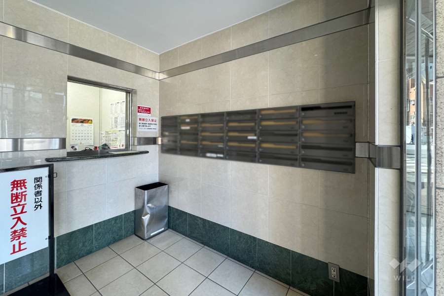 エントランスホール