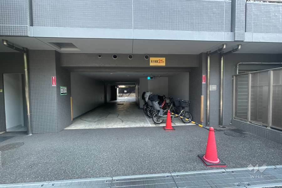 駐車場の出入り口