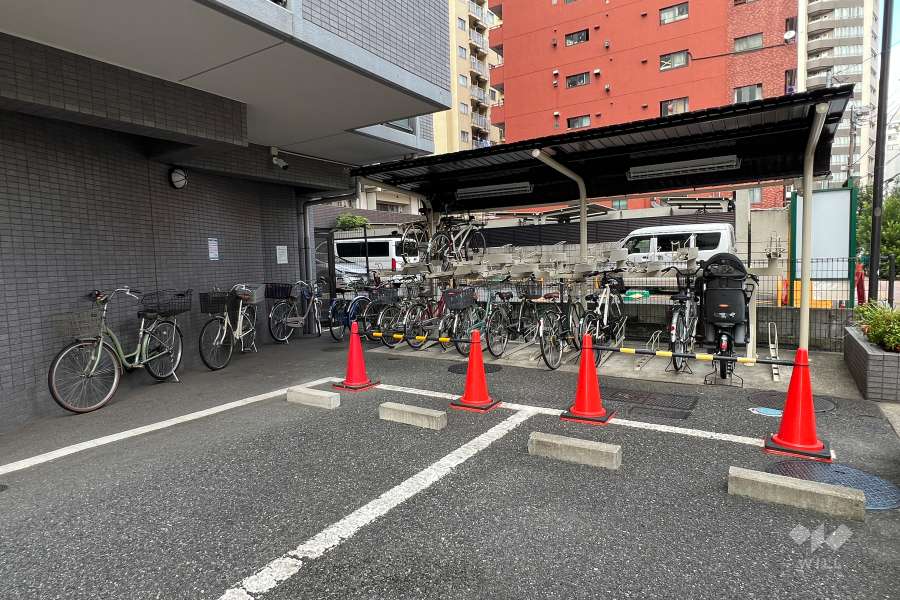 駐輪場（屋根付き）