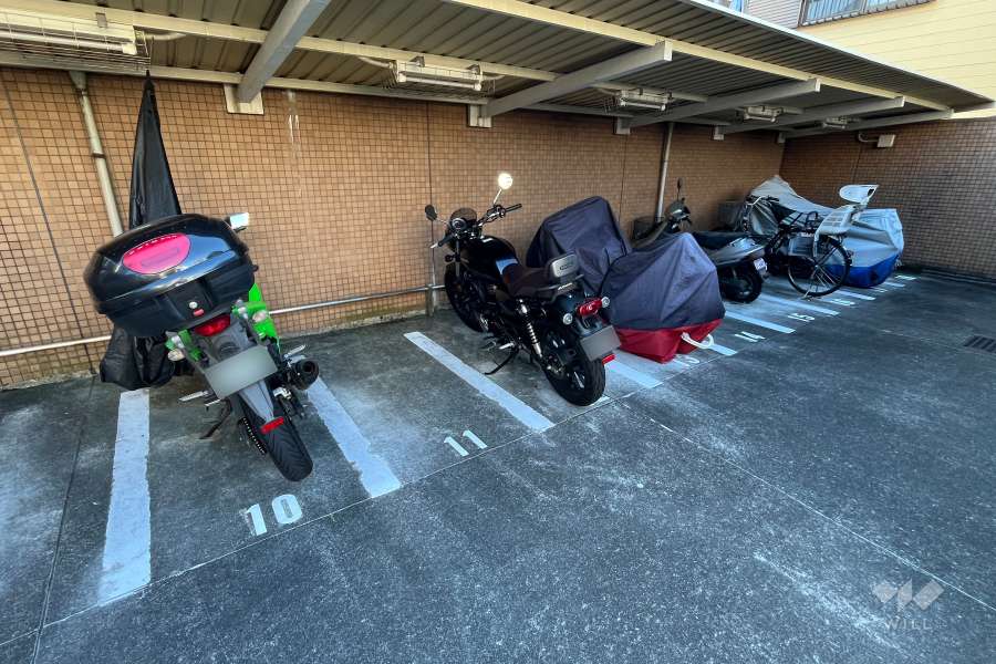 バイク置場