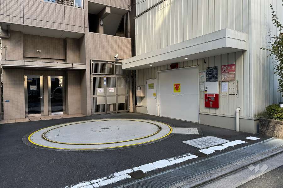 敷地内駐車場（屋内機械式）