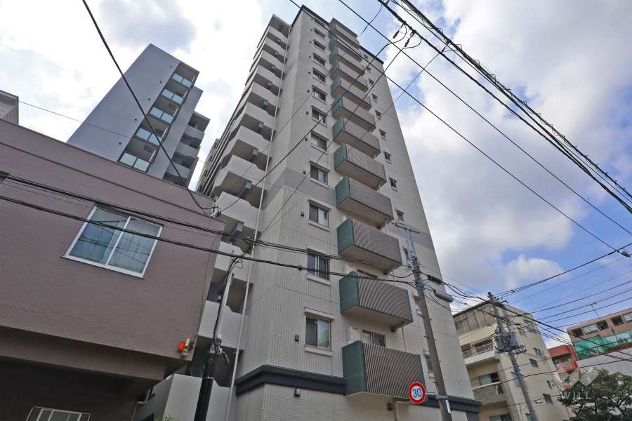 レクセルマンション上野入谷の外観（北東側から）