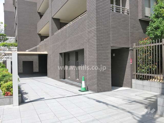 エントランスアプローチ