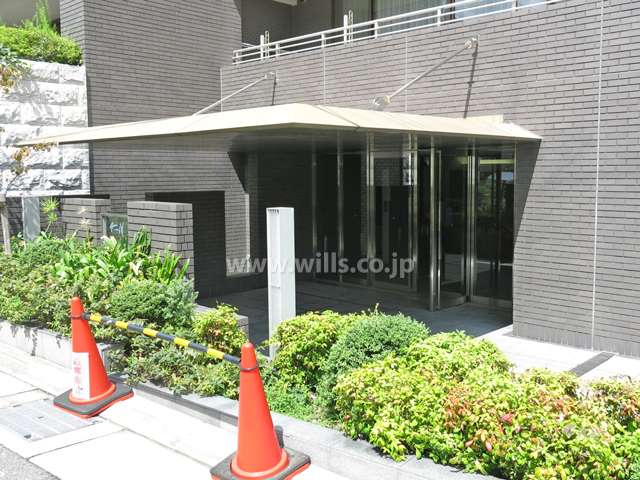 エントランス（オートロック付き）