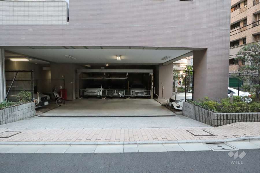 敷地内駐車場（屋内機械式）