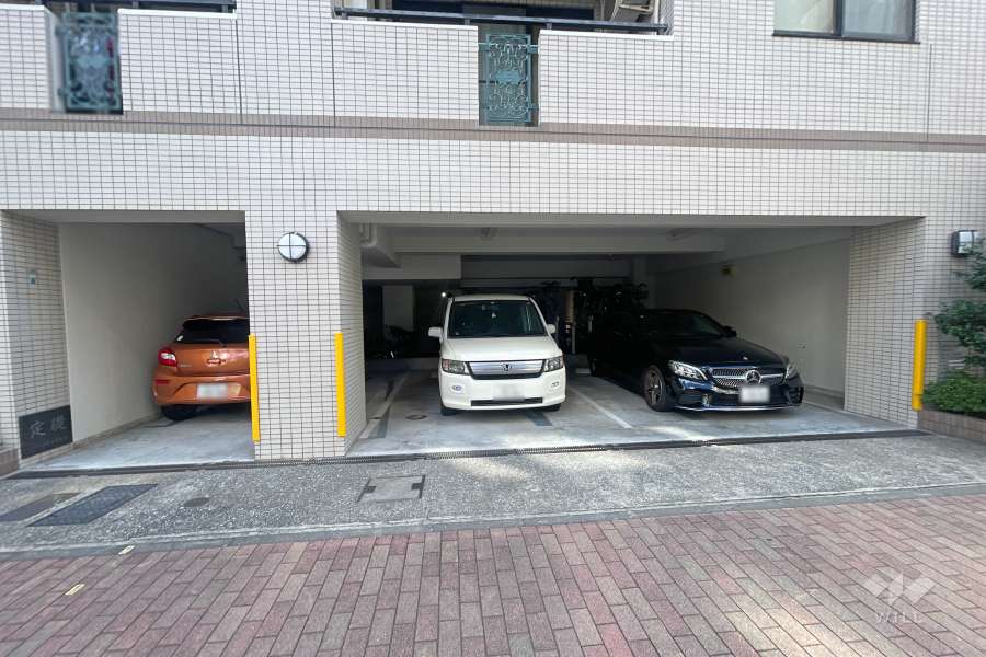 敷地内駐車場（屋内平面式）