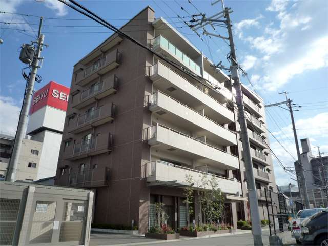 ジオ阪急川西の外観（北西側から）