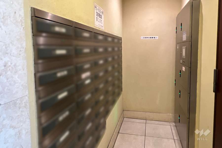 宅配ボックスと共用ポスト