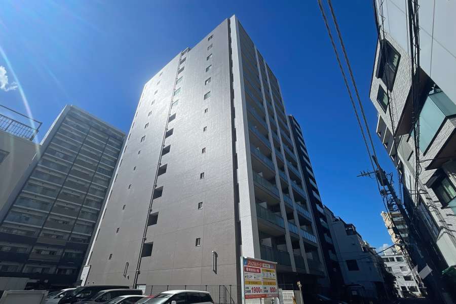 日神デュオステージ浅草三筋の外観（南側から）
