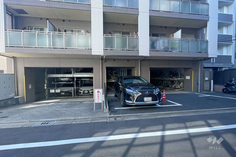 敷地内駐車場（屋外平面式・屋内機械式）
