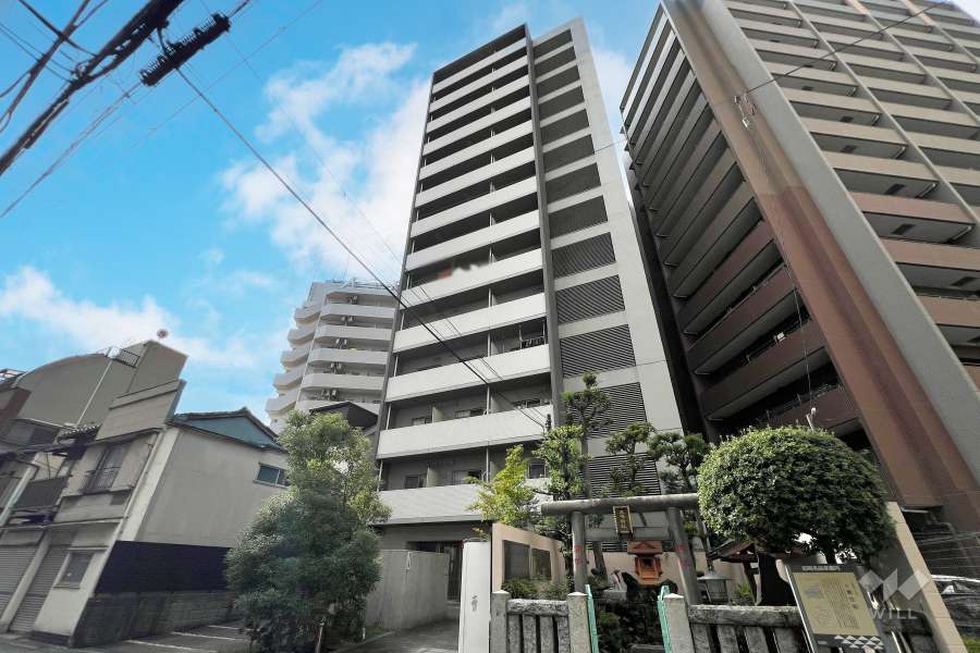 プラチナコート上野の外観（東側から）