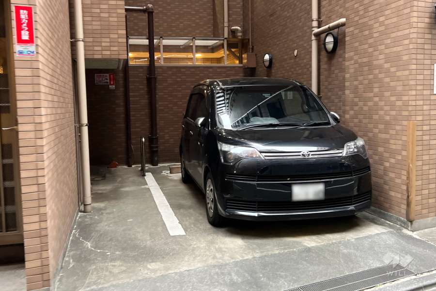 敷地内駐車場（屋外平面式）