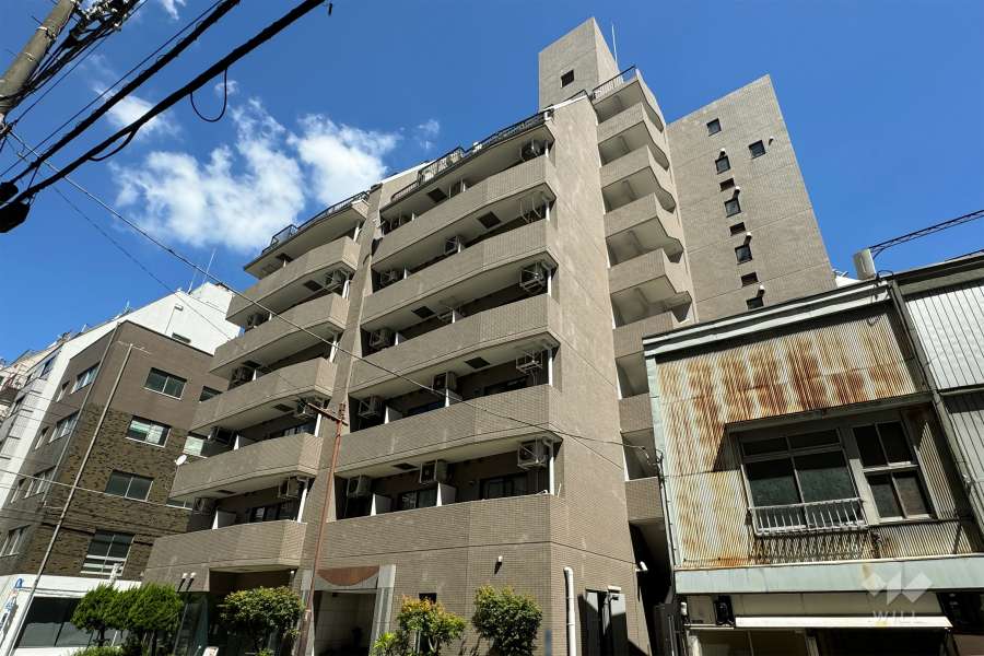 東建シティハイツ上野の外観（南東側から）