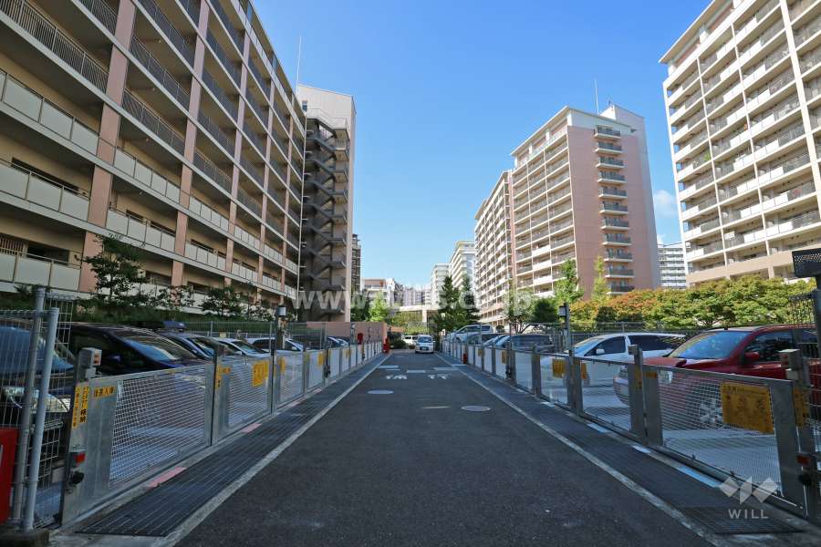 敷地内駐車場（屋外機械式）