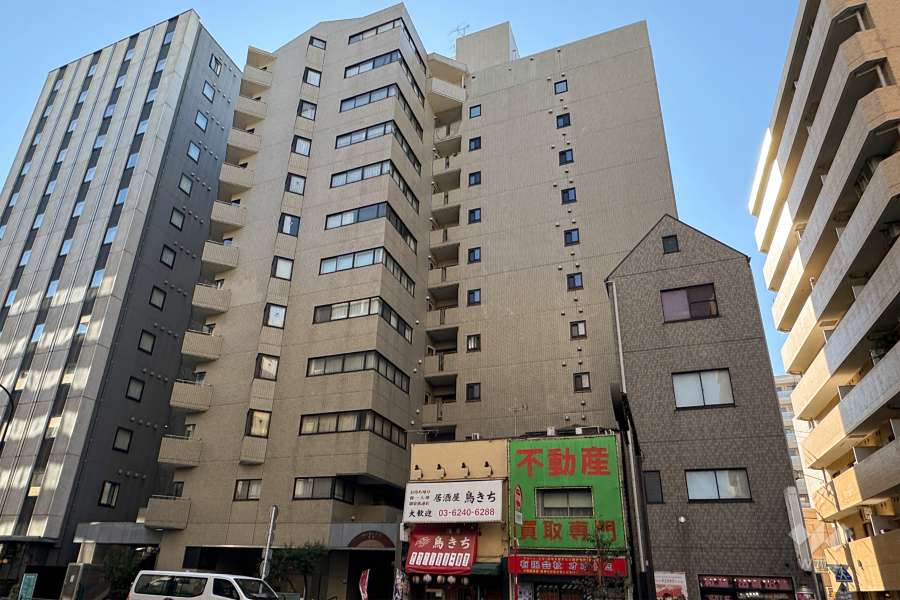 クレッセンコート浅草の外観（北西側から）