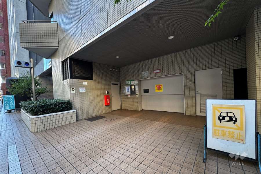 敷地内駐車場（屋内機械式）