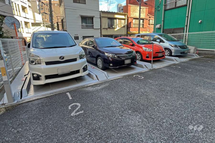 敷地内駐車場（屋外機械式）