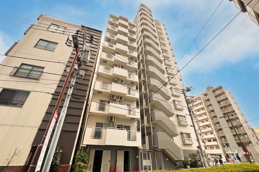 ノバ浅草の外観（北側から）