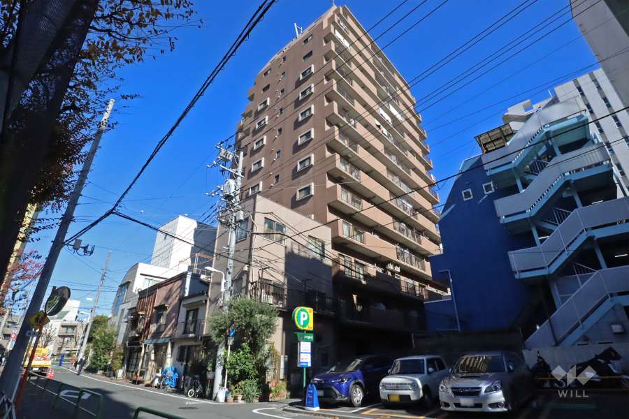 朝日シティパリオ三ノ輪の外観（南西側から）
