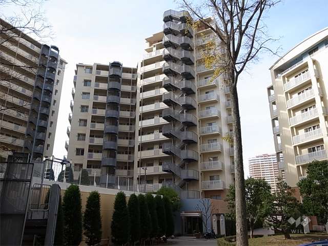 西宮マリナパークシティ海のまち3番館の外観（北東側から）