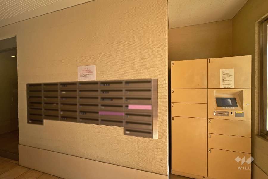 宅配ボックスと共用ポスト