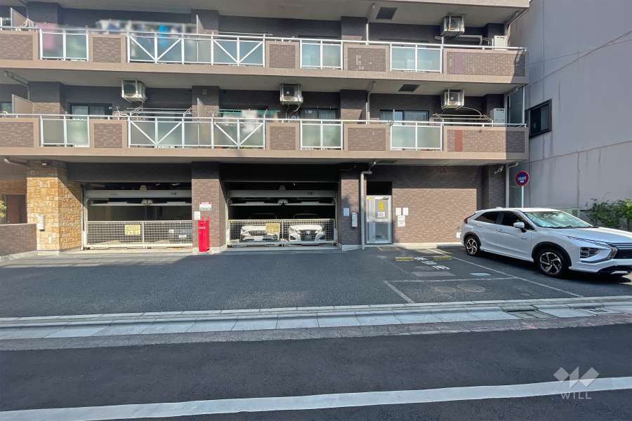 敷地内駐車場（屋外平面式・屋内機械式）