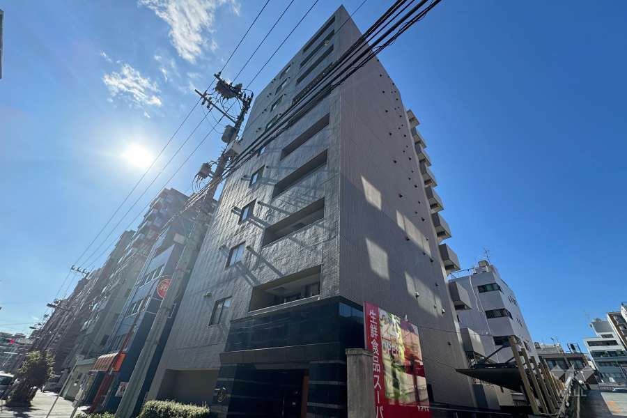 ルピナス新御徒町の外観（北東側から）