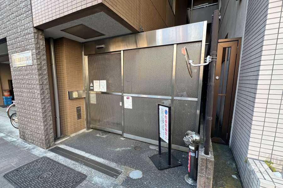 駐輪場の出入り口