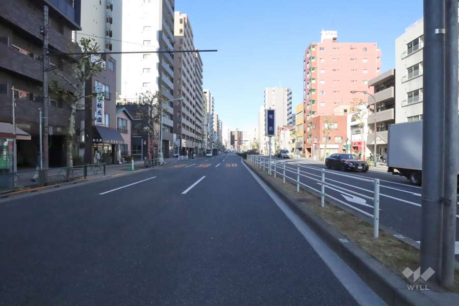 敷地東側の前面道路　