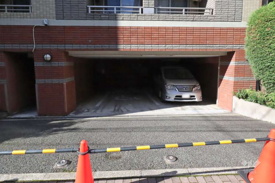 敷地内駐車場（屋内平面式）　