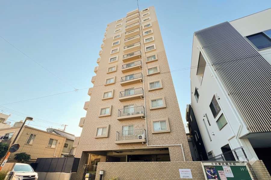 センチュリー三ノ輪の外観（北東側から）