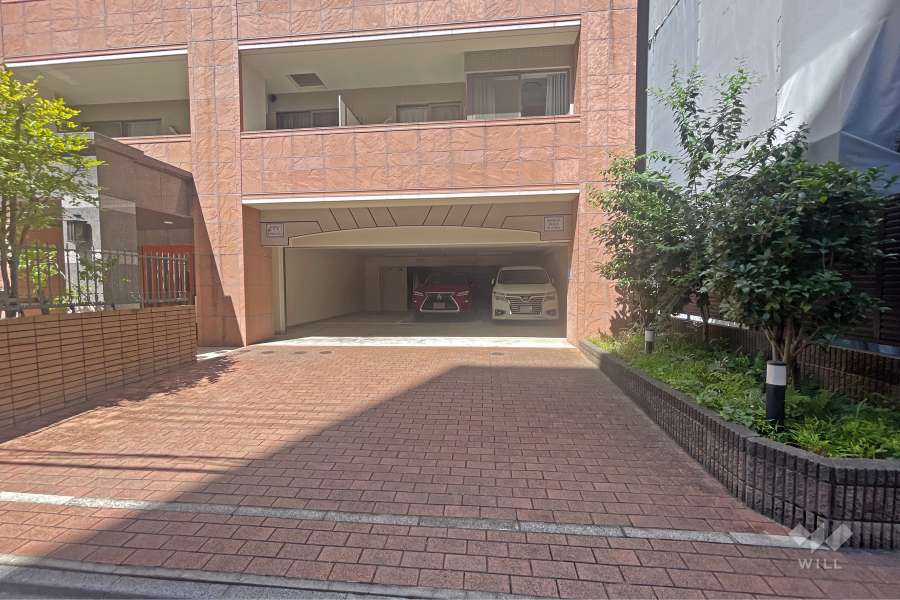 敷地内駐車場（屋内平面式）