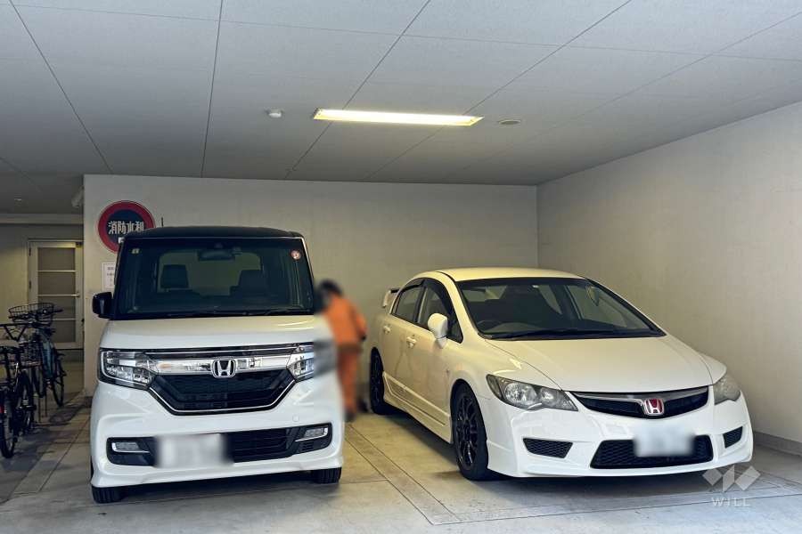 敷地内駐車場（屋内平面式）