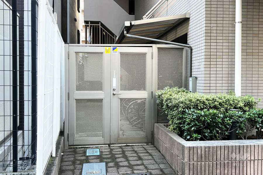 駐輪場の出入り口
