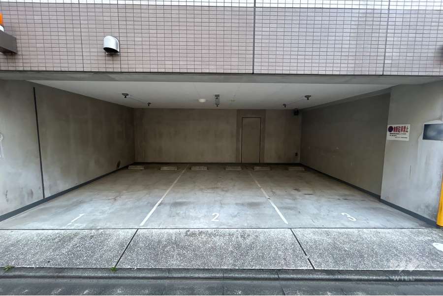 敷地内駐車場（屋内平面式）